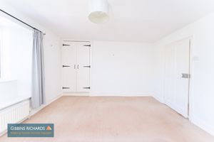 Bedroom- click for photo gallery